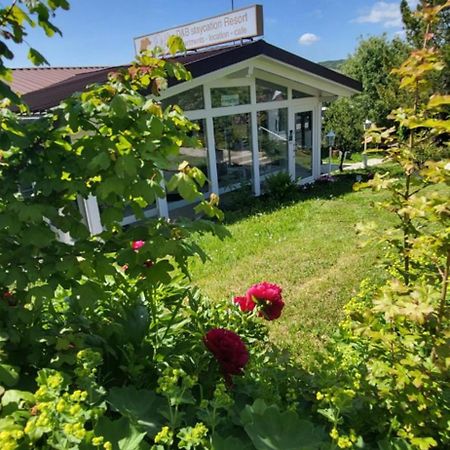 D&B Staycation Ferienpark Niedenstein Eksteriør billede
