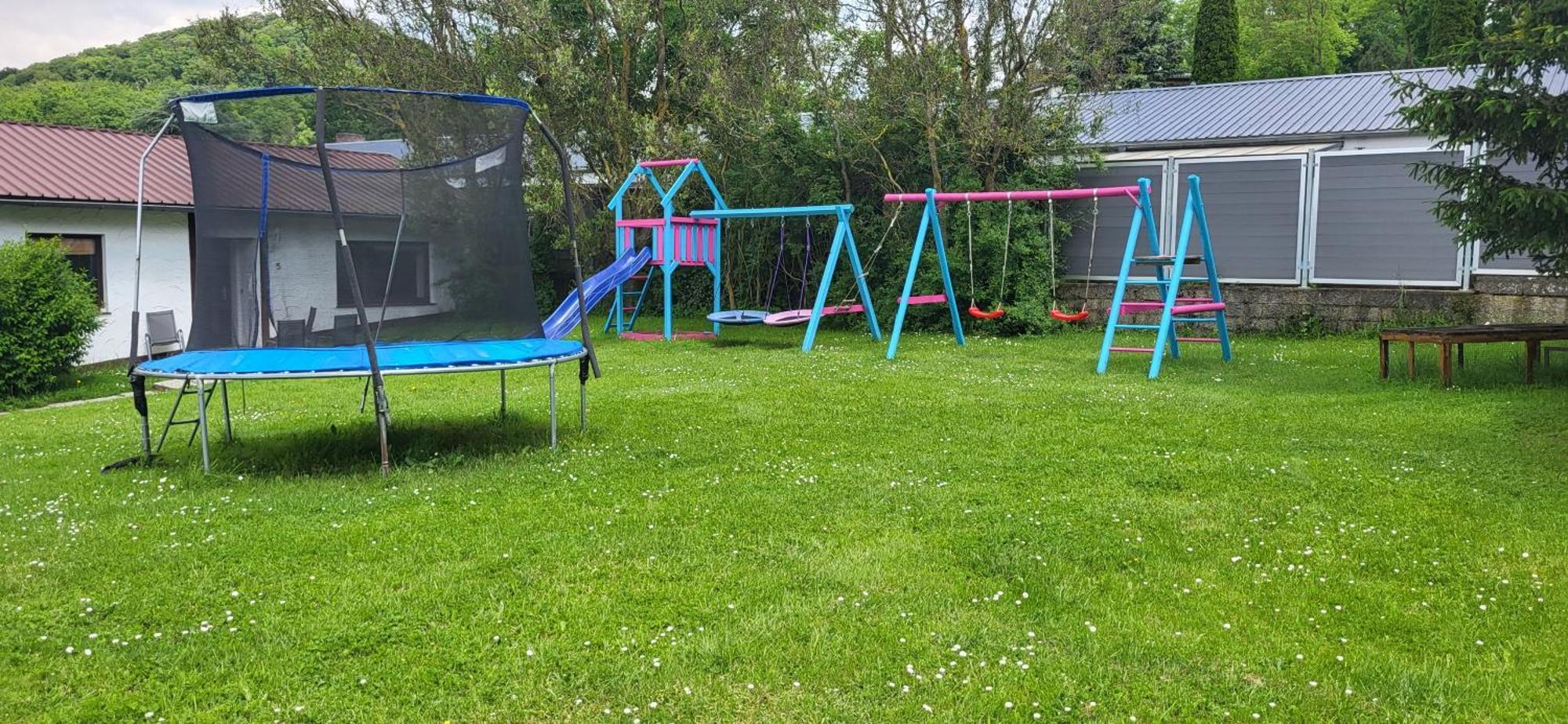 D&B Staycation Ferienpark Niedenstein Eksteriør billede