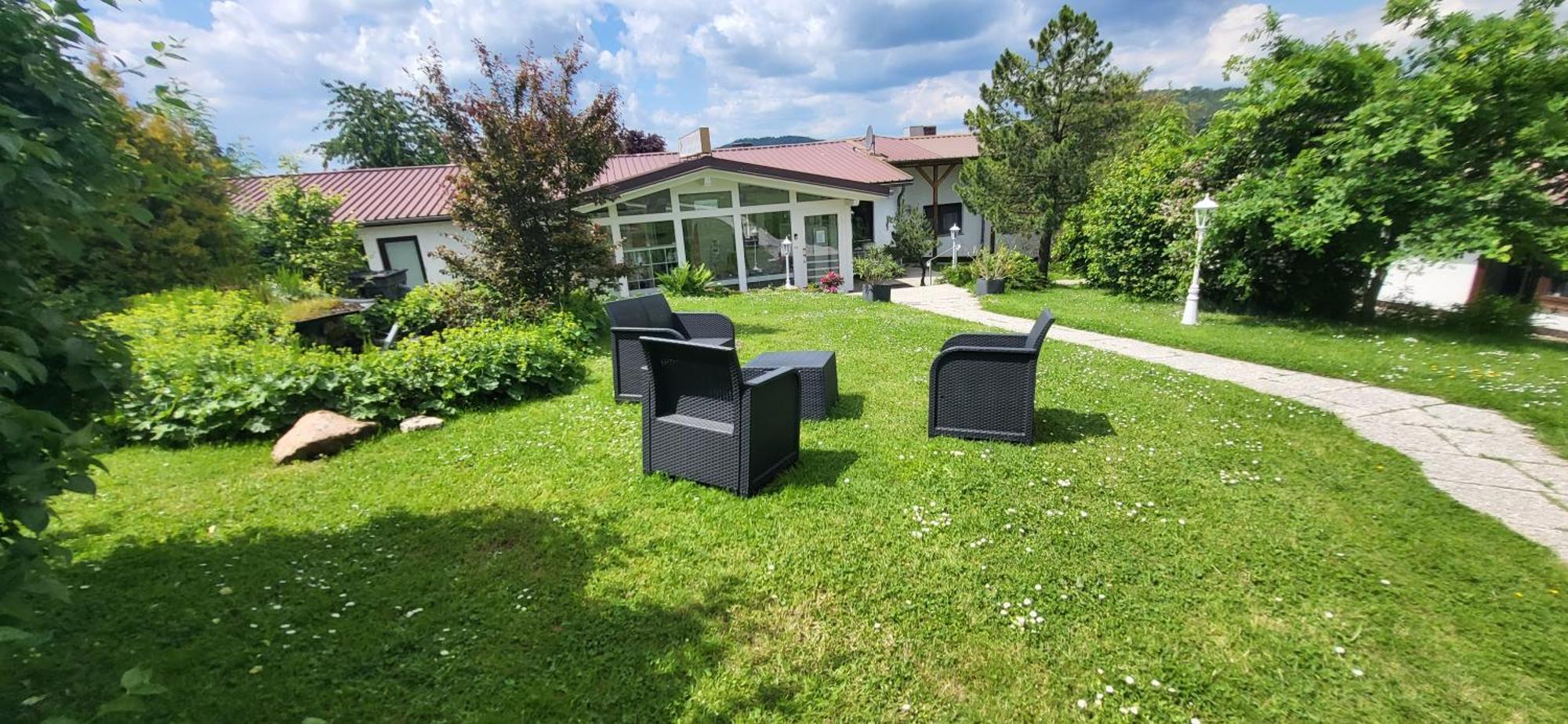 D&B Staycation Ferienpark Niedenstein Eksteriør billede